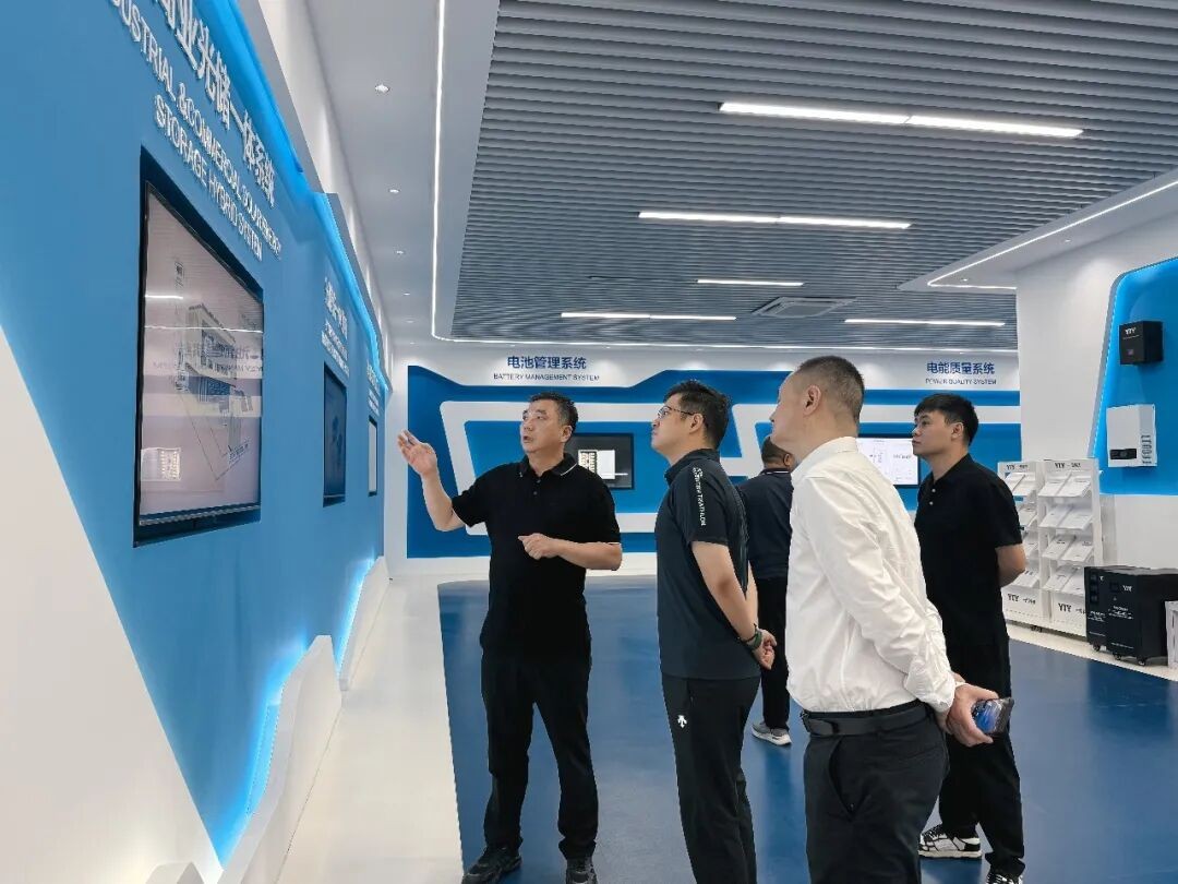 携手交流，共谋发展｜东方美谷集团一行莅临一元科技参观交流